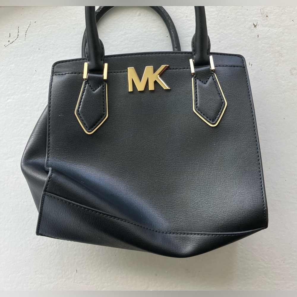 Black Michael Kors handbag